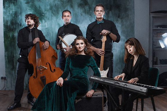 &Dcy;&zhcy;&acy;&zcy;-&mcy;&ucy;&lcy;&softcy;&tcy;-&acy;&rcy;&khcy;&icy;&vcy;