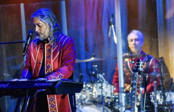 "&Bcy;&IEcy;&Lcy;&Ocy;&Rcy;&Ucy;&Scy;&Scy;&Kcy;&Icy;&IEcy; &Pcy;&IEcy;&Scy;&Ncy;&YAcy;&Rcy;&Ycy;" - &Icy;&gcy;&ocy;&rcy;&softcy; &Pcy;&IEcy;&Ncy;&YAcy;&comma; &Vcy;&acy;&lcy;&iecy;&rcy;&icy;&jcy; &Dcy;&Acy;&Jcy;&Ncy;&IEcy;&Kcy;&Ocy; &icy; &dcy;&rcy;&period; &vcy; &Ncy;&Ocy;&Vcy;&Ocy;&Gcy;&Ocy;&Dcy;&Ncy;&IEcy;&Mcy; &Kcy;&Ocy;&Ncy;&TScy;&IEcy;&Rcy;&Tcy;&IEcy;&excl;