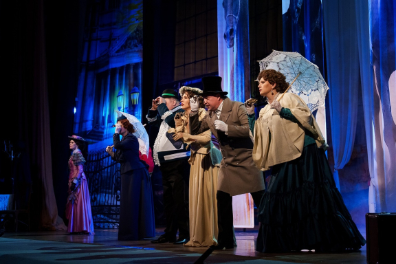 &Mcy;&ocy;&scy;&kcy;&ocy;&vcy;&scy;&kcy;&icy;&jcy; &Scy;&ocy;&vcy;&rcy;&iecy;&mcy;&iecy;&ncy;&ncy;&ycy;&jcy; &KHcy;&ucy;&dcy;&ocy;&zhcy;&iecy;&scy;&tcy;&vcy;&iecy;&ncy;&ncy;&ycy;&jcy; &Tcy;&iecy;&acy;&tcy;&rcy;&comma; &scy;&pcy;&iecy;&kcy;&tcy;&acy;&kcy;&lcy;&softcy; &laquo;&Acy;&ncy;&ncy;&acy; &Kcy;&acy;&rcy;&iecy;&ncy;&icy;&ncy;&acy;&raquo; &Lcy;&period; &Tcy;&ocy;&lcy;&scy;&tcy;&ocy;&jcy;