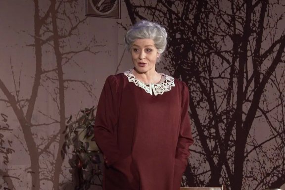 "&Fcy;&acy;&icy;&ncy;&acy;&period; &Pcy;&tcy;&icy;&tscy;&acy;&comma; &pcy;&acy;&rcy;&yacy;&shchcy;&acy;&yacy; &vcy; &kcy;&lcy;&iecy;&tcy;&kcy;&iecy;"