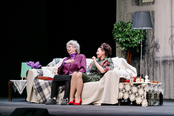 РАНЕВСКАЯ. ОДИНОКАЯ НАСМЕШНИЦА.