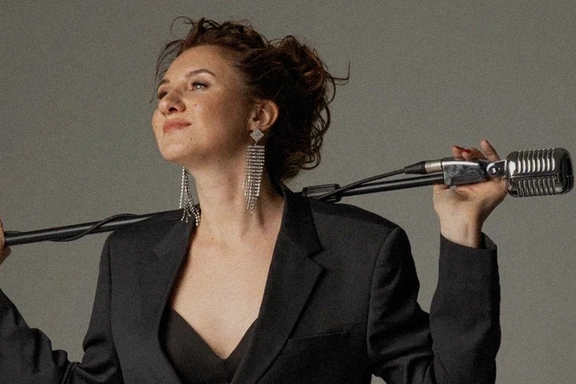 &Dcy;&zhcy;&acy;&zcy;-&mcy;&ucy;&lcy;&softcy;&tcy;-&acy;&rcy;&khcy;&icy;&vcy;