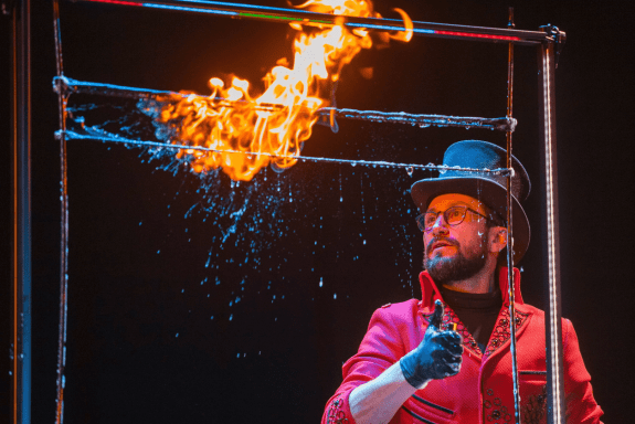 &Fcy;&iecy;&scy;&tcy;&icy;&vcy;&acy;&lcy;&softcy; &mcy;&ycy;&lcy;&softcy;&ncy;&ycy;&khcy; &pcy;&ucy;&zcy;&ycy;&rcy;&iecy;&jcy; "&SHcy;&ocy;&ucy; &pcy;&iecy;&rcy;&vcy;&ycy;&khcy;"