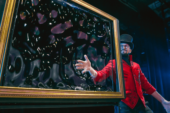 &Fcy;&iecy;&scy;&tcy;&icy;&vcy;&acy;&lcy;&softcy; &mcy;&ycy;&lcy;&softcy;&ncy;&ycy;&khcy; &pcy;&ucy;&zcy;&ycy;&rcy;&iecy;&jcy; "&SHcy;&ocy;&ucy; &pcy;&iecy;&rcy;&vcy;&ycy;&khcy;"