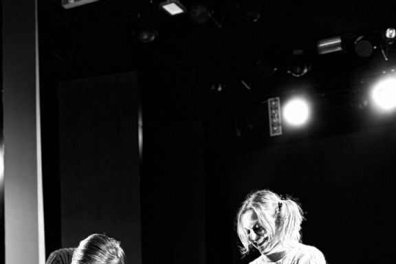 "&Ncy;&iecy; &pcy;&rcy;&ocy; &Rcy;&ocy;&mcy;&iecy;&ocy; &icy; &Dcy;&zhcy;&ucy;&lcy;&softcy;&iecy;&tcy;&tcy;&ucy;"