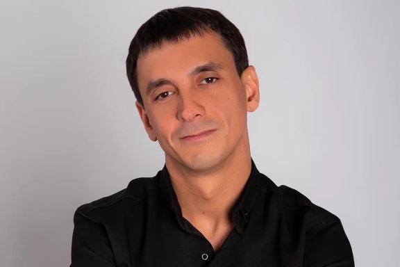 &Rcy;&ucy;&scy;&tcy;&acy;&mcy; &Acy;&scy;&acy;&dcy;&ucy;&lcy;&lcy;&icy;&ncy;