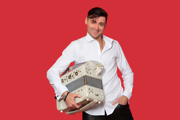 &Dcy;&mcy;&icy;&tcy;&rcy;&icy;&jcy; &Icy;&vcy;&acy;&shchcy;&iecy;&ncy;&kcy;&ocy;