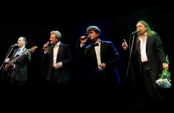 "&Bcy;&IEcy;&Lcy;&Ocy;&Rcy;&Ucy;&Scy;&Scy;&Kcy;&Icy;&IEcy; &Pcy;&IEcy;&Scy;&Ncy;&YAcy;&Rcy;&Ycy;" - &Icy;&gcy;&ocy;&rcy;&softcy; &Pcy;&IEcy;&Ncy;&YAcy;&comma; &Vcy;&acy;&lcy;&iecy;&rcy;&icy;&jcy; &Dcy;&Acy;&Jcy;&Ncy;&IEcy;&Kcy;&Ocy; &icy; &dcy;&rcy;&period; &vcy; &Ncy;&Ocy;&Vcy;&Ocy;&Gcy;&Ocy;&Dcy;&Ncy;&IEcy;&Mcy; &Kcy;&Ocy;&Ncy;&TScy;&IEcy;&Rcy;&Tcy;&IEcy;&excl;