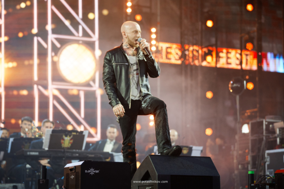 &Lcy;&IEcy;&Gcy;&IEcy;&Ncy;&Dcy;&Acy;&Rcy;&Ncy;&Ycy;&IEcy; &KHcy;&Icy;&Tcy;&Ycy; QUEEN & SCORPIONS&period; AEROQUEEN &Scy; &Scy;&Icy;&Mcy;&Fcy;&Ocy;&Ncy;&Icy;&CHcy;&IEcy;&Scy;&Kcy;&Icy;&Mcy; &Ocy;&Rcy;&Kcy;&IEcy;&Scy;&Tcy;&Rcy;&Ocy;&Mcy;