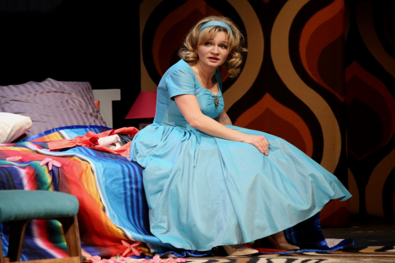 Комедия «Там же, тогда же» ( Максим Аверин и Анна Якунина)