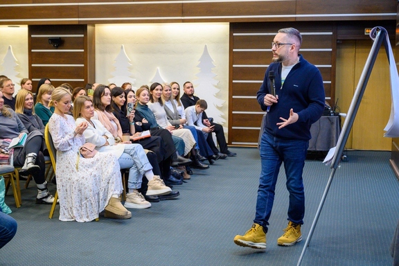 &Vcy;&scy;&tcy;&rcy;&iecy;&chcy;&acy; &scy; &pcy;&rcy;&acy;&vcy;&ocy;&scy;&lcy;&acy;&vcy;&ncy;&ycy;&mcy; &pcy;&scy;&icy;&khcy;&ocy;&lcy;&ocy;&gcy;&ocy;&mcy; &Ncy;&icy;&kcy;&icy;&tcy;&ocy;&jcy; &YAcy;&ncy;&ocy;&chcy;&kcy;&icy;&ncy;&ycy;&mcy;