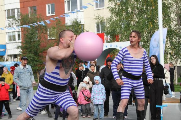 &Scy;&iecy;&mcy;&iecy;&jcy;&ncy;&ycy;&jcy; &fcy;&iecy;&scy;&tcy;&icy;&vcy;&acy;&lcy;&softcy; "&Scy;&ocy;&lcy;&ncy;&tscy;&iecy; &Scy;&icy;&bcy;&icy;&rcy;&icy;"