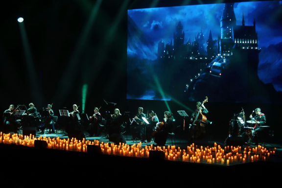 Вселенная Гарри Поттера. «Магия свечей» Neo Classic Orchestra Расширенный состав и хор
