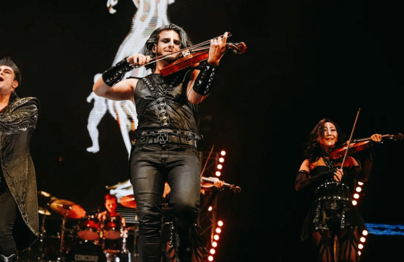 &SHcy;&ocy;&ucy; &laquo;&Scy;&icy;&mcy;&fcy;&ocy;&ncy;&icy;&chcy;&iecy;&scy;&kcy;&icy;&iecy; &Rcy;&Ocy;&Kcy;-&KHcy;&Icy;&Tcy;&Ycy;&raquo; &Icy;&zcy;&bcy;&rcy;&acy;&ncy;&ncy;&ocy;&iecy; &laquo;CONCORD ORCHESTRA&raquo;