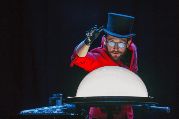 &Fcy;&iecy;&scy;&tcy;&icy;&vcy;&acy;&lcy;&softcy; &mcy;&ycy;&lcy;&softcy;&ncy;&ycy;&khcy; &pcy;&ucy;&zcy;&ycy;&rcy;&iecy;&jcy; "&SHcy;&ocy;&ucy; &pcy;&iecy;&rcy;&vcy;&ycy;&khcy;"