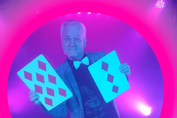 &Scy;&iecy;&mcy;&iecy;&jcy;&ncy;&ocy;&iecy; &rcy;&acy;&zcy;&vcy;&lcy;&iecy;&kcy;&acy;&tcy;&iecy;&lcy;&softcy;&ncy;&ocy;-&icy;&ncy;&tcy;&iecy;&rcy;&acy;&kcy;&tcy;&icy;&vcy;&ncy;&ocy;&iecy; &shcy;&ocy;&ucy; &laquo;&Vcy;&ocy;&lcy;&shcy;&iecy;&bcy;&ncy;&ycy;&iecy; &Fcy;&Ocy;&Kcy;&Ucy;&Scy;&Ycy;&raquo;&period;