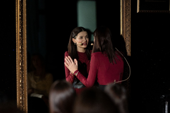 &Mcy;&ocy;&ncy;&ocy;&scy;&pcy;&iecy;&kcy;&tcy;&acy;&kcy;&lcy;&softcy; "&Kcy;&tcy;&ocy; &gcy;&ocy;&vcy;&ocy;&rcy;&icy;&lcy; &scy; &Bcy;&ocy;&gcy;&ocy;&mcy;"