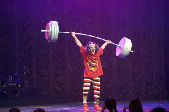 &Scy;&iecy;&mcy;&iecy;&jcy;&ncy;&ycy;&jcy; &fcy;&iecy;&scy;&tcy;&icy;&vcy;&acy;&lcy;&softcy; "&Scy;&ocy;&lcy;&ncy;&tscy;&iecy; &Scy;&icy;&bcy;&icy;&rcy;&icy;"