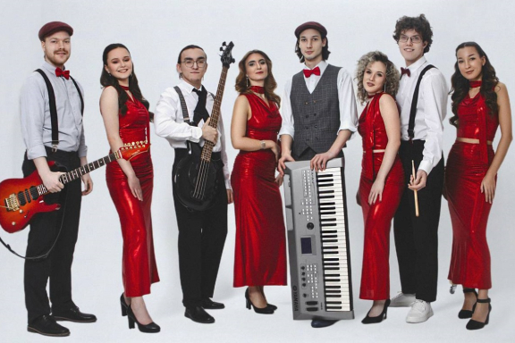 &KHcy;&icy;&tcy;&ycy; ABBA