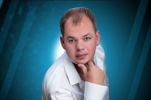 &Acy;&lcy;&iecy;&kcy;&scy;&iecy;&jcy; &Bcy;&rcy;&yacy;&ncy;&tscy;&iecy;&vcy; &scy; &yucy;&bcy;&icy;&lcy;&iecy;&jcy;&ncy;&ycy;&mcy; &kcy;&ocy;&ncy;&tscy;&iecy;&rcy;&tcy;&ocy;&mcy; "20 &lcy;&iecy;&tcy; &ncy;&acy; &scy;&tscy;&iecy;&ncy;&iecy;"